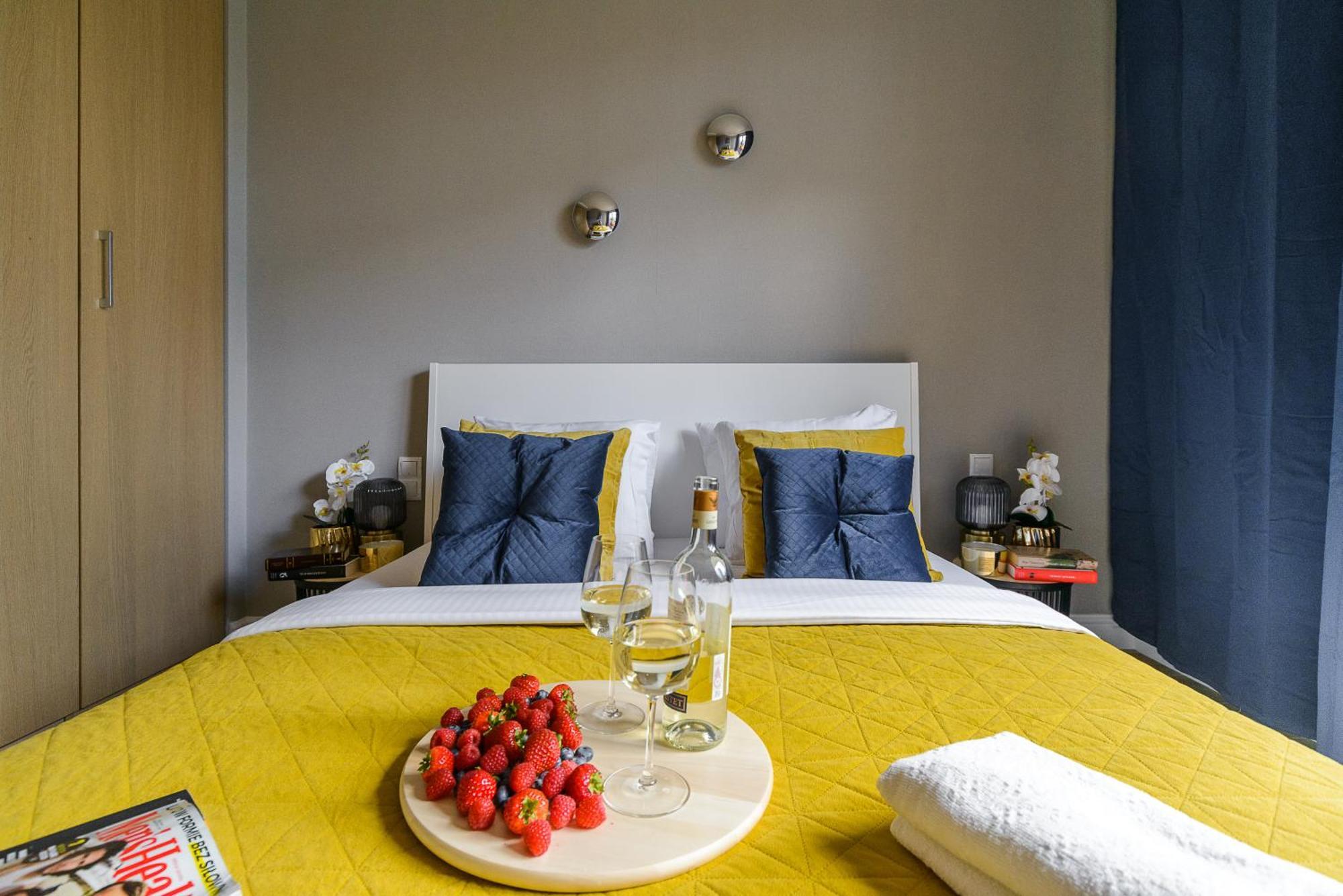 Lumina 3-Room Apart With Parking, Balcony Варшава Екстер'єр фото